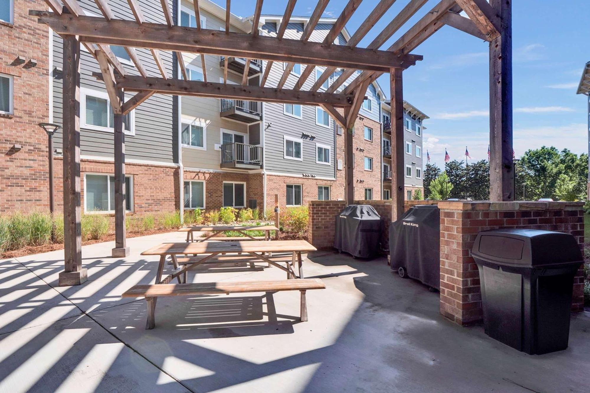 Waterwalk Extended Stay By Wyndham Charlotte - Arrowood מראה חיצוני תמונה